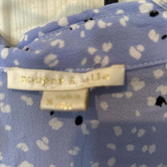 NWT “Cooper & Ella” Blue Spot Short Sleeve Top - Picture 5 of 6